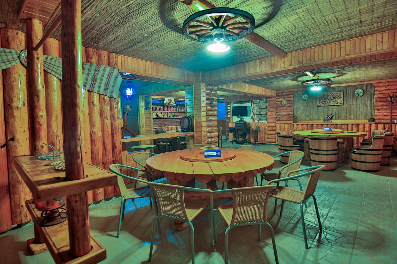 Hotel Raxand Residence Mioveni ภายนอก รูปภาพ
