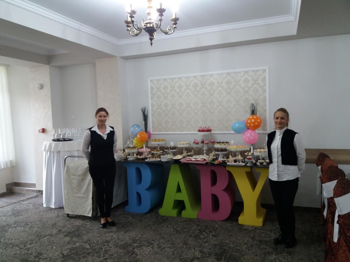 Hotel Raxand Residence Mioveni ภายนอก รูปภาพ